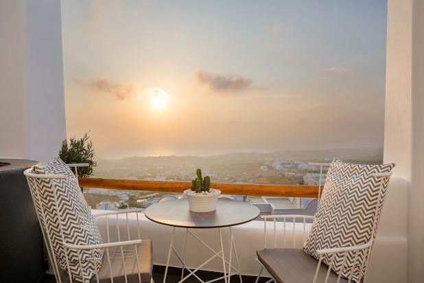 Nectarios Villa - Studios & Suites Adults Only Fira  Exterior foto