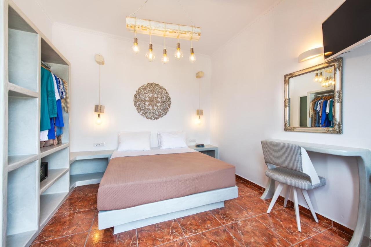 Nectarios Villa - Studios & Suites Adults Only Fira  Exterior foto