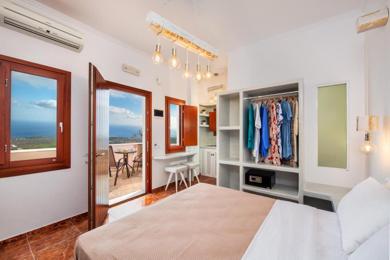 Nectarios Villa - Studios & Suites Adults Only Fira  Exterior foto
