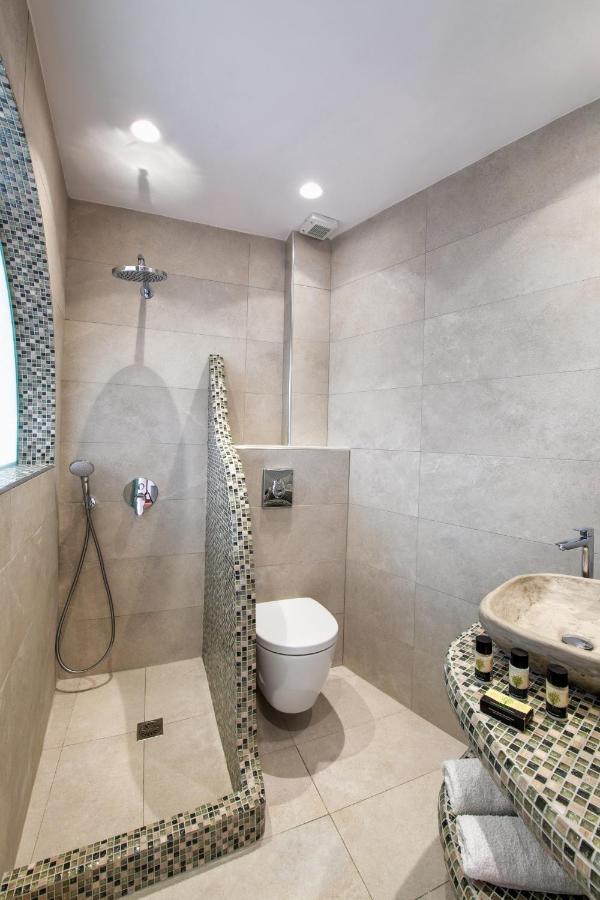 Nectarios Villa - Studios & Suites Adults Only Fira  Exterior foto